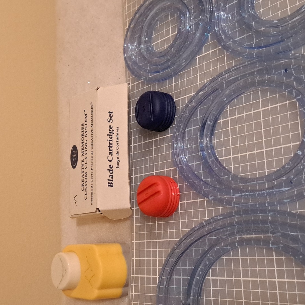 Creative Memories Cutting System Ovals Cutting Mat Blades Templates